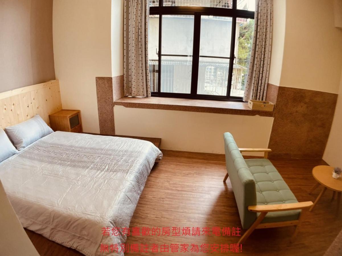 Green Only Homestay Тайнан Екстериор снимка