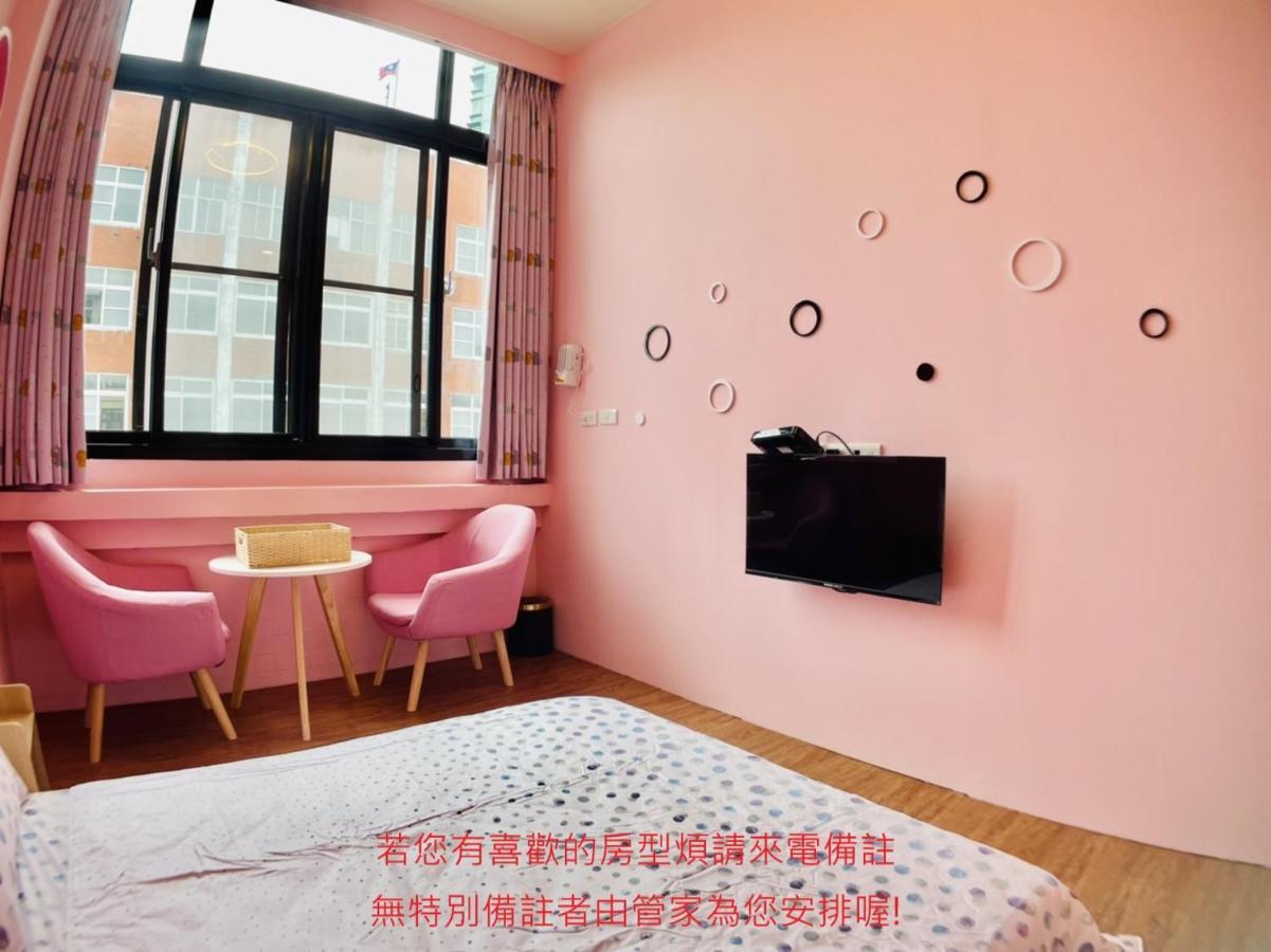 Green Only Homestay Тайнан Екстериор снимка